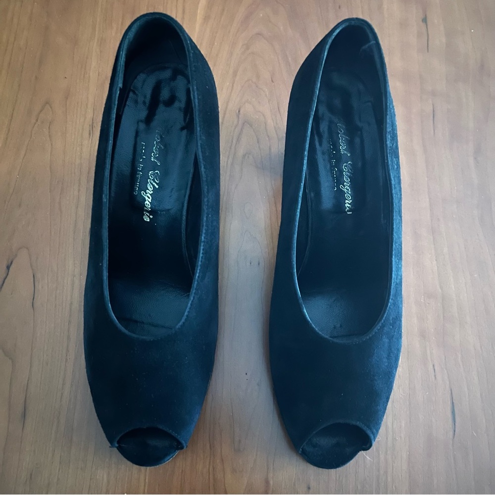 STUNNING ROBERT CLERGERIE PARIS SUEDE PEEP TOE HEELS